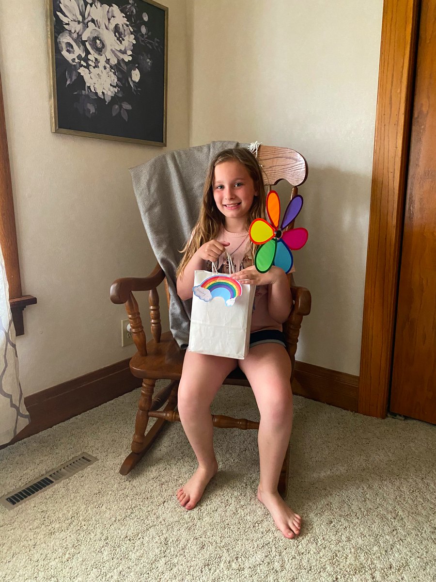 smoore2nd's tweet photo. It was so wonderful to see my students and drop off a bag of items to keep them busy. Wanted to give each of them a big hug,but knew we had to use social distance. Miss you all very much!#AldenPride #IFACadetPride https://t.co/dcJMOIz7Ik