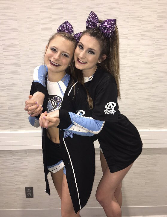 SlowikLeah's tweet photo. heavy hearts for my day 1 seniors :( thankful i got to grow up with you guys, msu doesn’t know how lucky they are🥺 @averyfergie @samanthafarley_  @emillyounng @PA_Premier https://t.co/tGpTWkoCZY