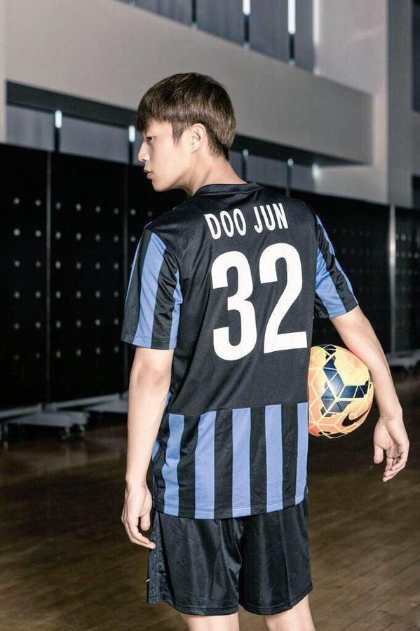  yoon dujun, not the kpop idol, but the soccer player ;; a thread 