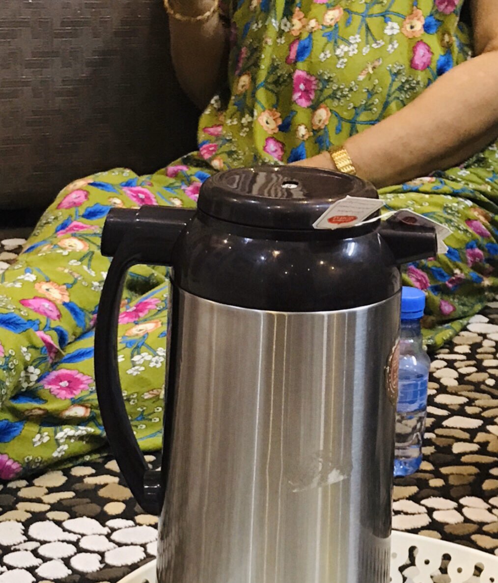 يالله من فضلك 
شهر رمضان
يوم الجمعة
ووالدتك تفطر  عندك أول يوم في رمضان. 
اللهم لك الحمد أنت قيوم السموات والأرض ومن فيهن.