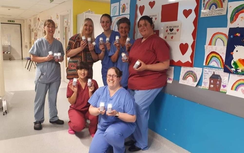 Teresa Wilson (@t_wilson_uhnm) on Twitter photo Thankyou to <a href="/ChucklingGoat/">ChucklingGoat</a> for their very kind donation of cream for the nurses on the Childrens intensive care unit at Royal Stoke
<a href="/jackiesomerfiel/">Jackie Somerfield</a> <a href="/drjohnalexander/">John Alexander</a> Thankyou to <a href="/ChucklingGoat/">ChucklingGoat</a> for their very kind donation of cream for the nurses on the Childrens intensive care unit at Royal Stoke
<a href="/jackiesomerfiel/">Jackie Somerfield</a> <a href="/drjohnalexander/">John Alexander</a>