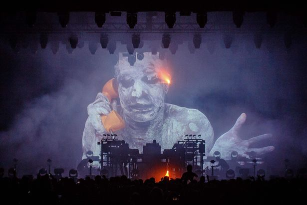 davidabbott1's tweet photo. #TimsTwitterListeningParty  Went to HK few years ago where I first saw this visual 
@ChemBros @eddychemical https://t.co/zDCRezb5iZ
