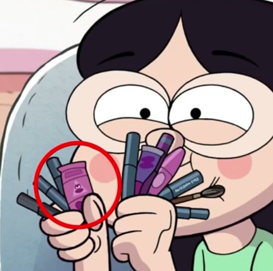 Lectores_Fandom's tweet photo. Bill Clave aparece en todos los episodios de la serie. De acuerdo con la producción, hicieron esto para que diera la sensación de que Bill estaba vigilando a los Pines todo el tiempo. https://t.co/wLpuKbCEWB