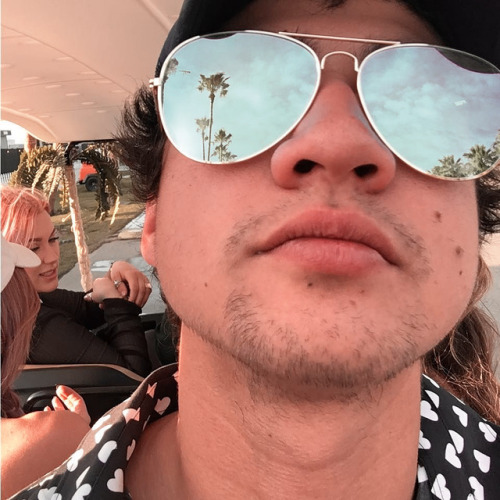 Calum hood in glassesA thread: