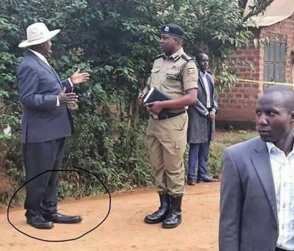 Museveni wears size 19 of shoes  👞  #UGAZIM