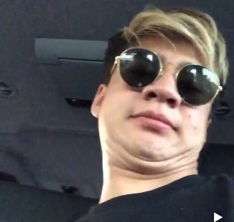 Calum hood in glassesA thread: