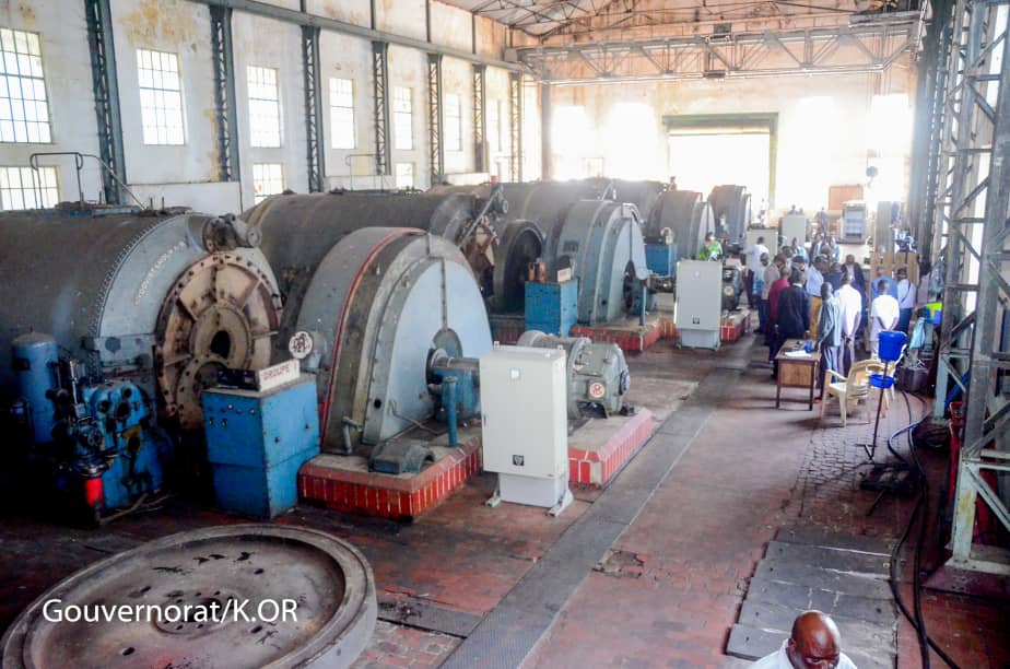 MawejaMuteba's tweet photo. "Ma visite ce jour à la centrale hydroélectrique de #Tshiala, me permet de voir, toucher et s'enquérir de toutes les difficultés que la société #ENERKA qui gère les installations rencontre. Aux #travailleurs et à la #société, nous promettons notre accompagnement"@fatshi13 https://t.co/DzdQhOELJK