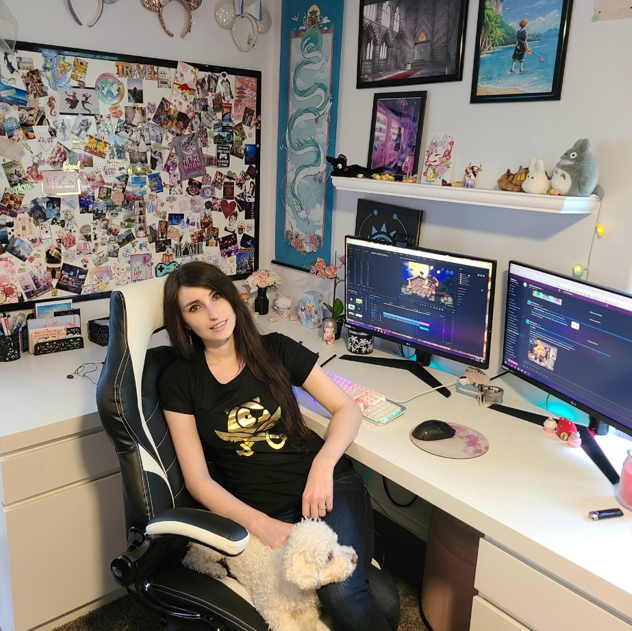 playwildworks's tweet photo. Another week down working from home and our team is still killing it! Thanks in part to their furry and feathery co-workers keep them on task. 🐈 🐕 🐤
#WorkWild #LifeatWildWorks #FridayFeeling https://t.co/e1k3HlgUxR