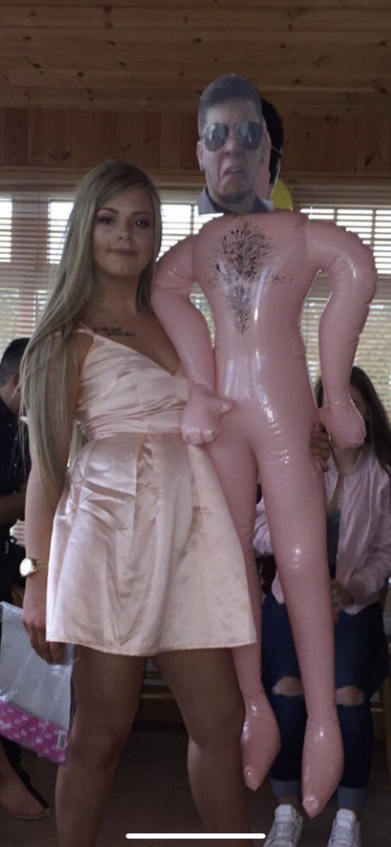 KevinOS94's tweet photo. @ciara_deady @LukeOShea3 @stack_leila @daniel_hoare @ErinKane16 @lisaa2k9 Can’t forget this gem https://t.co/0gDgU8uRYX