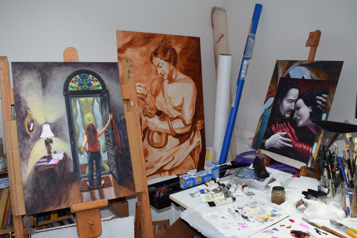 #MyArtStudio

Cluttered, untidy, but it works for me. Visible LtoR: My #ArtWIP #BookCoverArt for an urban fantasy, an #Underpainting copy of a #Rubens of #Hygeia, and a #VampirePortrait

Also visible: Vintage 1986 #FASA #DoctorWho #TTRPGMinis in their distinctive #TARDIS boxes