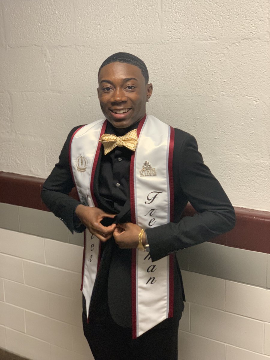 therealjayywill's tweet photo. Thank you to everyone who has been supporting me from the very beginning‼️ I am ecstatic to continue my journey on the Royal Court as your 2020-2021 Mister Junior💯 Remember to stay safe during this pandemic. I can’t wait to be back in the fall🦅✨ #NCCU #NCCU22 https://t.co/RNgRoqSuZ3