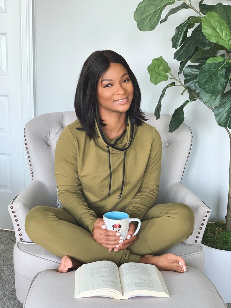 TLFApparel's tweet photo. TLF and Chill 🙌

Shop the new Ease Collection today: https://t.co/Sc6IE9YBeA
#TLF #TakeLifeFurther #EaseCollection #TLFnChill https://t.co/WX1YgtmA9I