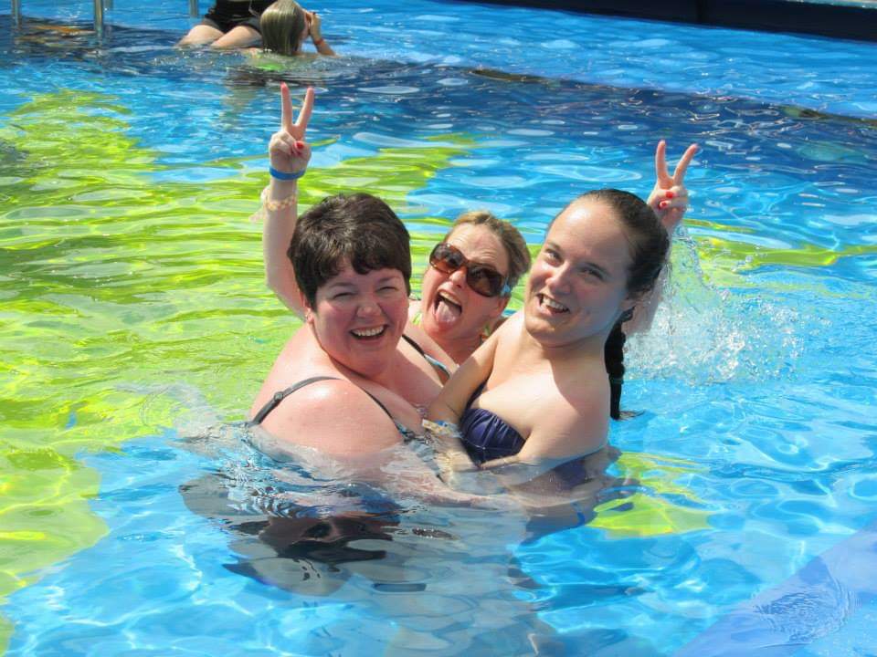 See? Now I'm a fish on the  @NKOTB cruises and you have to drag me out of the pool. It started in 2011 with  @DonnieWahlberg in my previous post. Fellow swimmers:  @gwenid1701,  @SissyHand, and Codie.  #NKOTBVirtualCruise