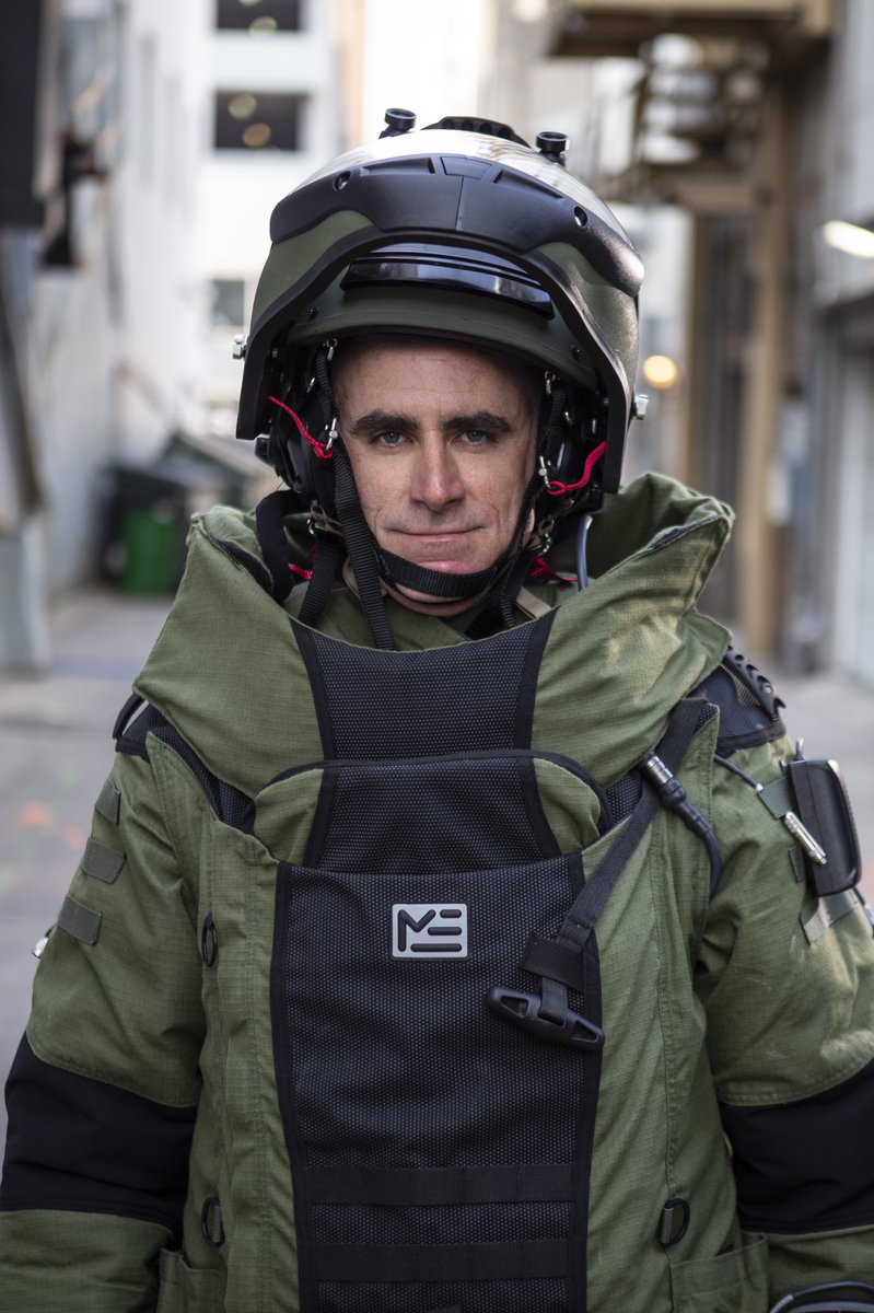 JoinAPD's tweet photo. Need something to watch? Check out “The Bomber” documentary on Hulu to learn how the APD Bomb Squad, Homicide Unit and SWAT team worked together with the FBI and ATF to track down “one of the most prolific serial-bombers in United States history.” #JoinAPD #TeamAPD #EOD #police https://t.co/UPb8pWIDuK