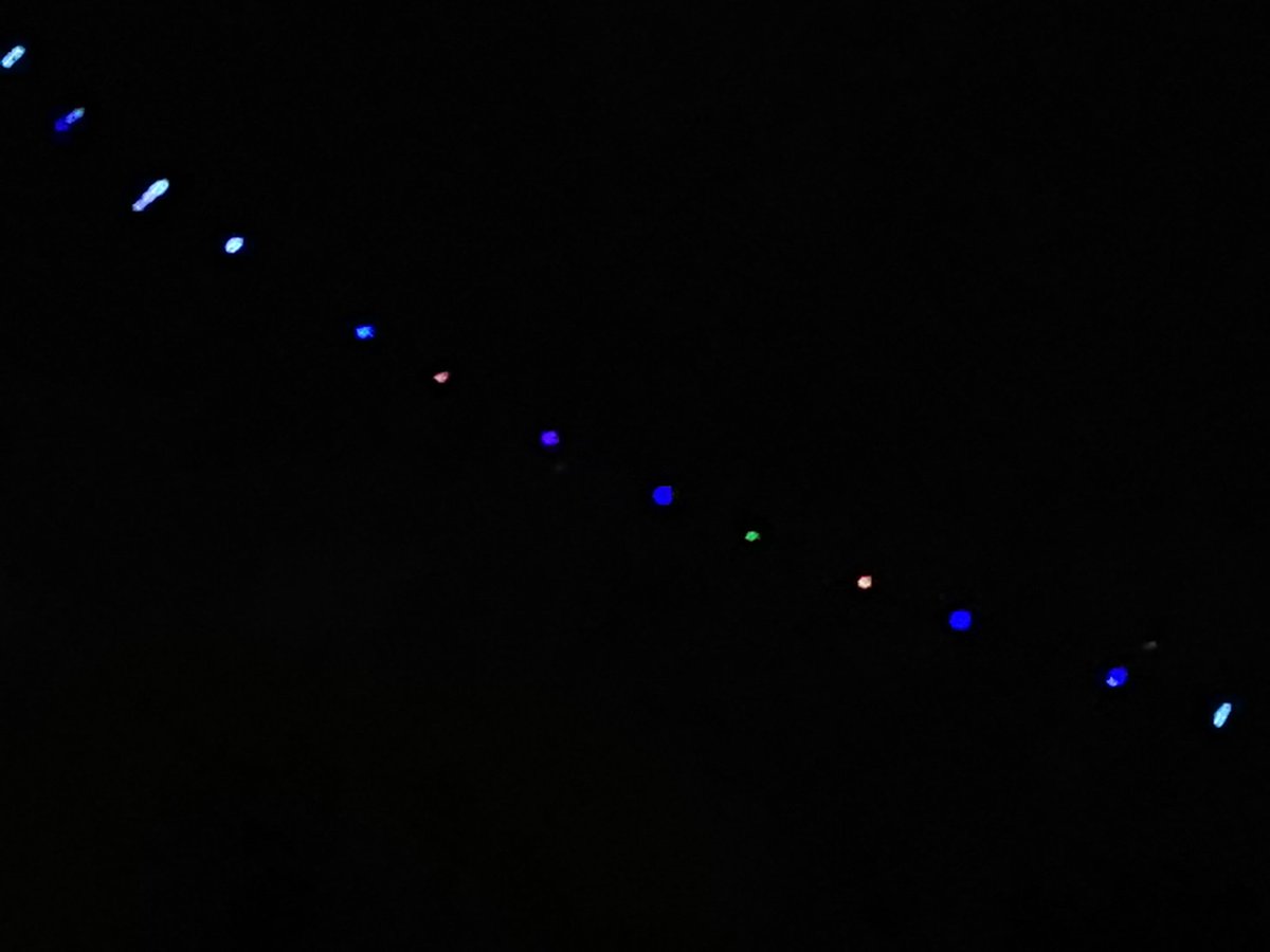 fknk214's tweet photo. @elonmusk i hope these are starlink satellites... https://t.co/uHaOgVvoxg