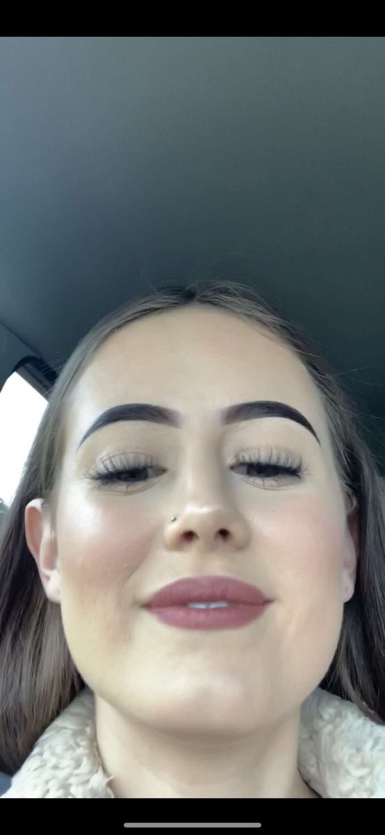 Faye said if I get 1 million retweets in 24 hours I can shave her head. Twitter do your thing 😂😂😂