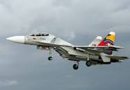 GenPenaloza's tweet photo. COMANDANCIA DE AVIACIÓN fue tomada por el Sebin y FAES luego de que grupo de pilotos de Sukhoi pidieron la baja. De los 12 Sukhoi comprados en 2015 se han estrellado 4 y hay y 5 inoperativos. El escuadrón ruso está prácticamente desmantelado, solo quedan pilotos no certificados https://t.co/fzJDb6Ctsp