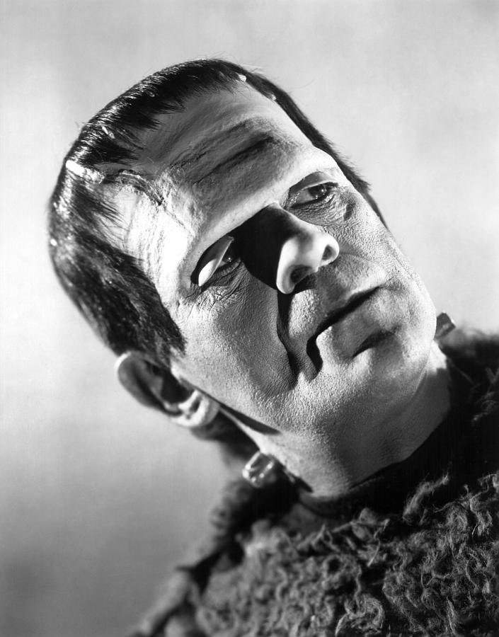 3. Son of Frankenstein (1.939) - Basil Rathbone as Baron Wolf von Frankenstein, Boris Karloff as The Frankenstein Monster and Bela Lugosi is Ygor. Here The movie poster, The Baron, The Monster and the one who controls him, Ygor