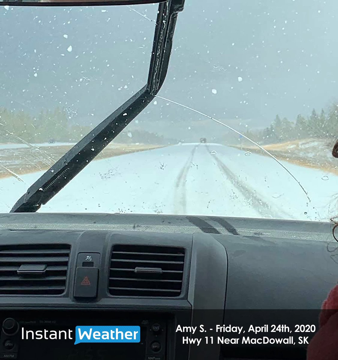 IWeatherSK's tweet photo. Snow?!? Nope. It's hail. :O

Amy S. sent us this photo from Highway 11 near MacDowall, SK.

Anyone else?

- Adam

#skstorm #skwx #Saskatchewan #SaskatchewanWeather #MacDowall https://t.co/6t4w59fhoZ