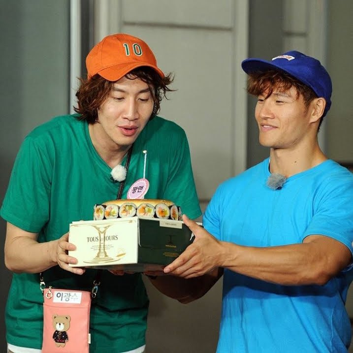 25 April:
Happy Birthday Kim Jong-kook     