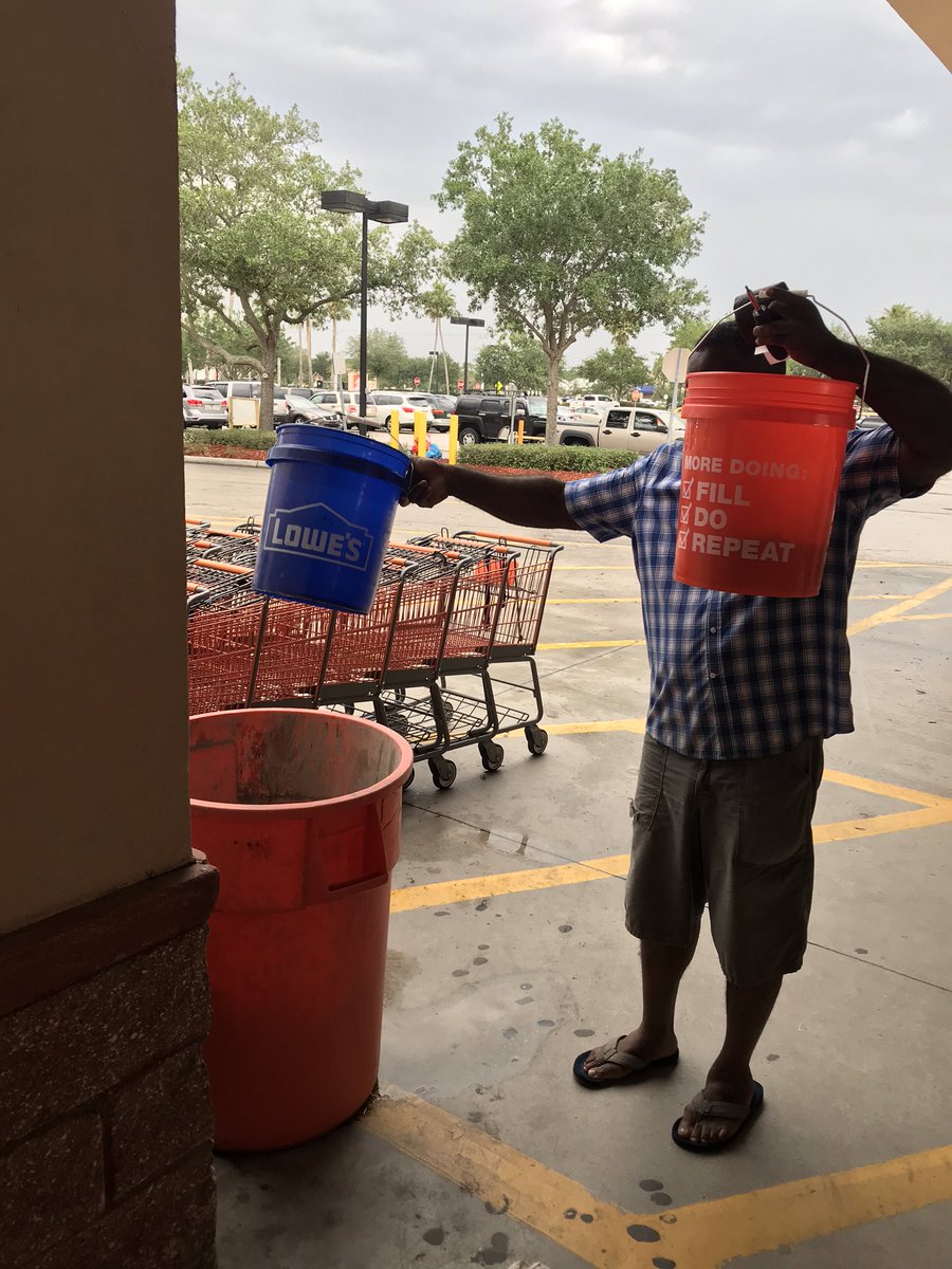 wen_patton2016's tweet photo. I like my Homer bucket better!!! @hdhomerbucket @EdLaszewicki @0221_Tony @vkendall0807 @Chris_J_Mangino @thewenwoman @NormForsythe https://t.co/H58nLicCAl