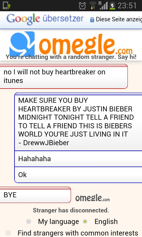 remember when we promoted heartbreaker on omegle to the point that people started writing "no i won't buy it" before we even started the chat?? lmaoo that was a fun time (btw 1st pic is mine lol)