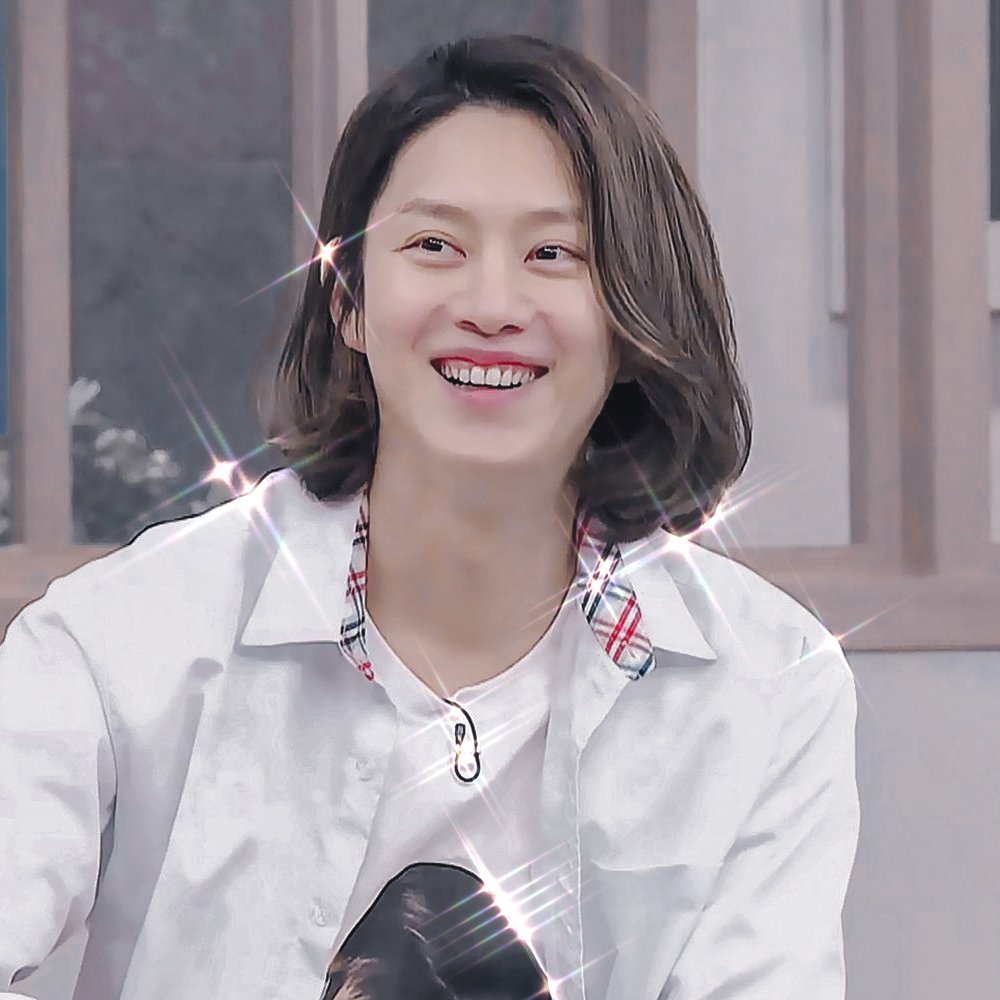 Cheerynim's tweet photo. Imagine this man as your boyfriend, coz i can't even— https://t.co/MnOETKjZNI