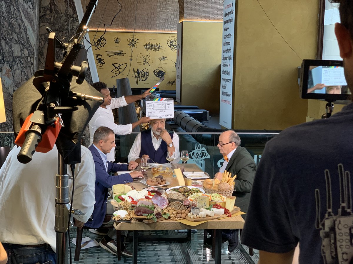 A seguito delle restrizioni alle produzioni tv, in ottemperanza alle misure relative all’emergenza sanitaria, domenica 3 maggio ore 11.15 su <a href="/RaiDue/">Rai2</a> in replica c'è #InviaggioconMarcello Con <a href="/MarcelloMasiRai/">marcello masi</a> <a href="/roccotolfa/">rocco tolfa</a> <a href="/CarlettoCambi/">Carlo Cambi</a> <a href="/NaausicaViani/">Naausica Viani</a> <a href="/GFBwedding/">Giorgia Fantin Borghi</a> #cucinamolisana