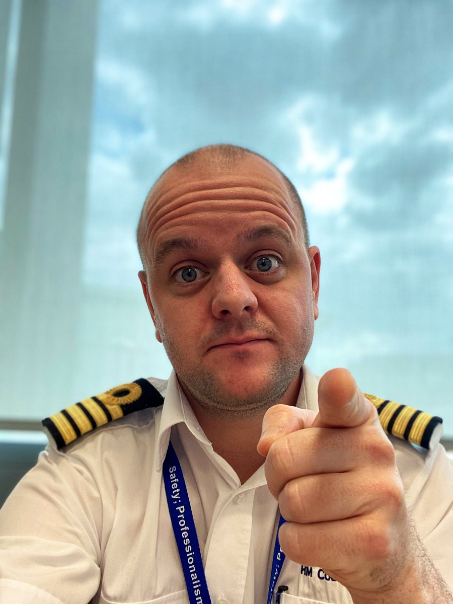 Matt_Leat's tweet image. This weekend @HMCoastguard needs you...

We are continuing to work hard to keep you safe at sea and at the coast during the Covid-19 lockdown, but you can help us to keep you safe by only leaving your home when absolutely necessary.

#StayHomeSaveLives #ProtectTheNHS