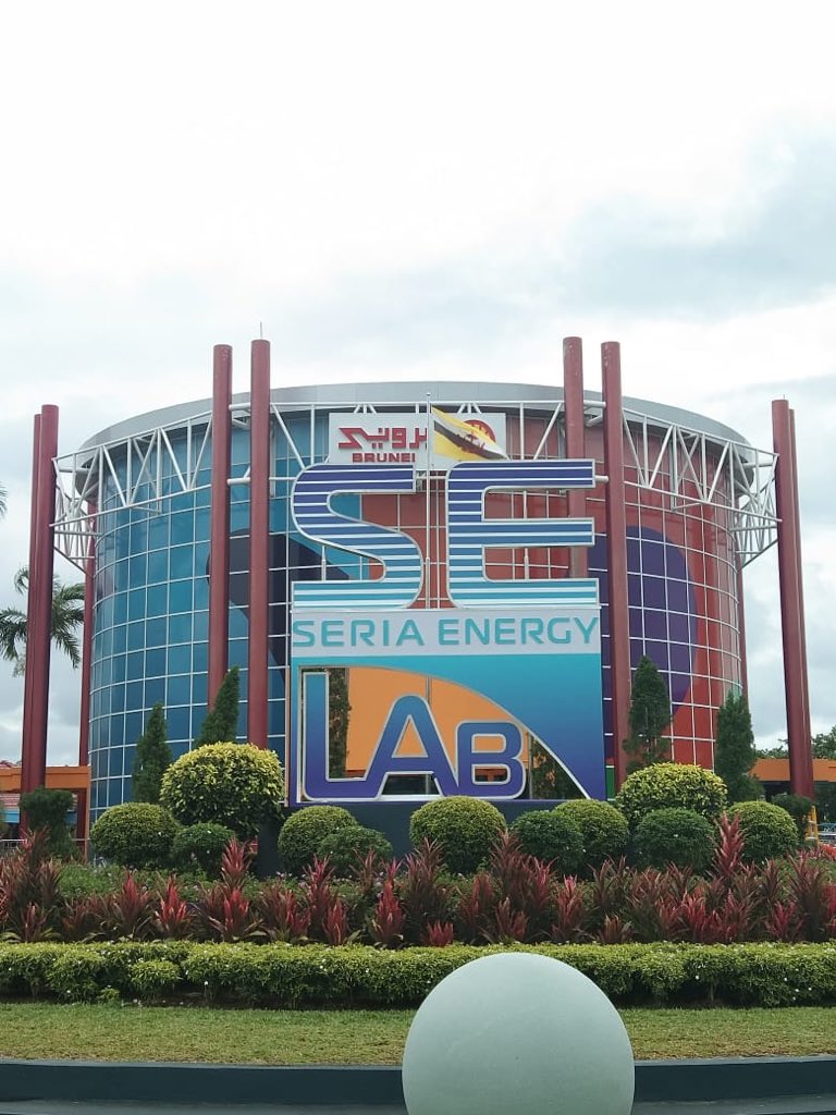 meeysars's tweet photo. Today mark the date that, Oil &amp; Gas Discovery Center (OGDC) now rebranded as Seria Energy Lab (SEL). 🥳 #sciencecenter #brunei https://t.co/SGOJ8Ic51h