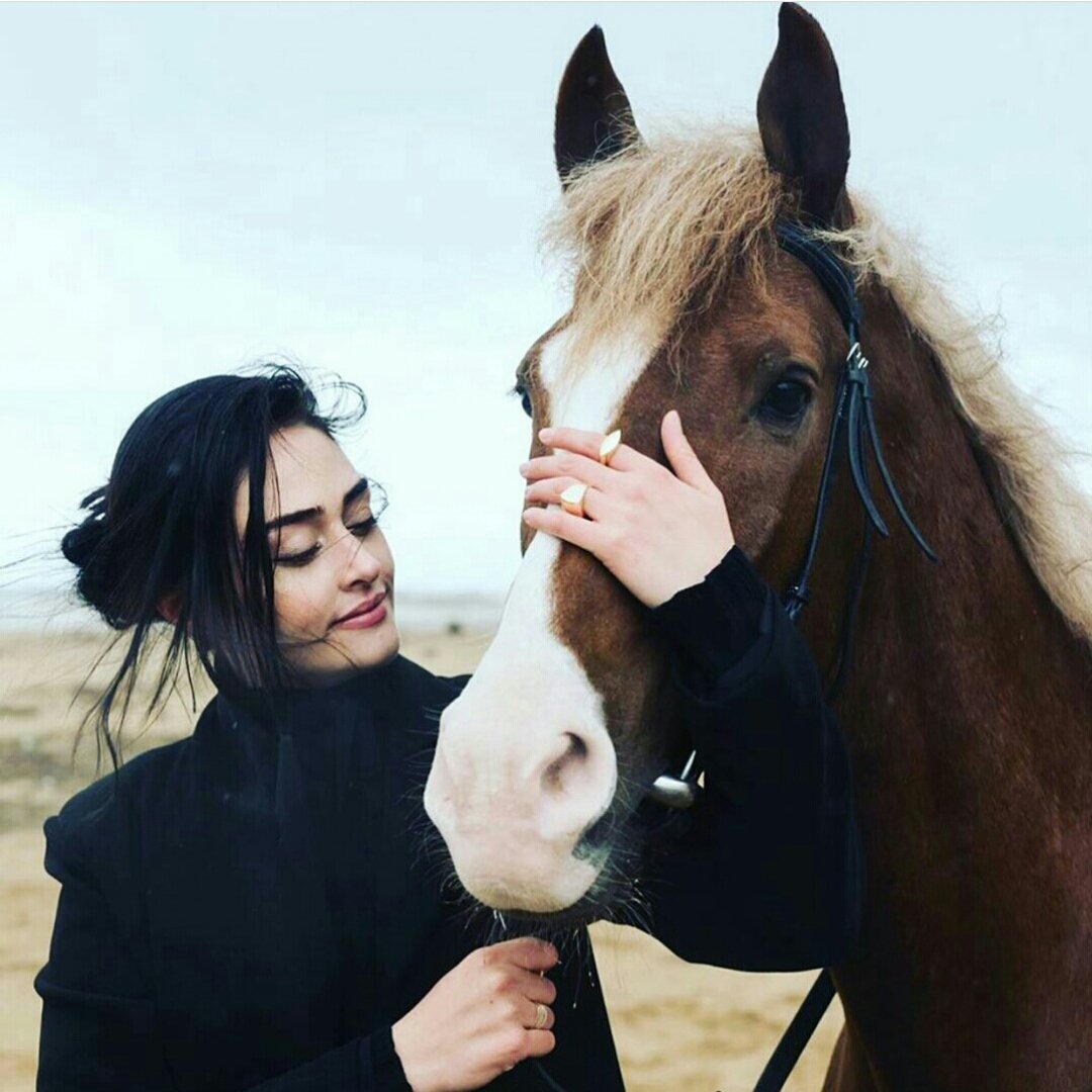yousafmalik283's tweet photo. Pakistani's crush nowadays😍
#haleemasultan #Ertugrul #Drilis https://t.co/oA8UtSpAN3