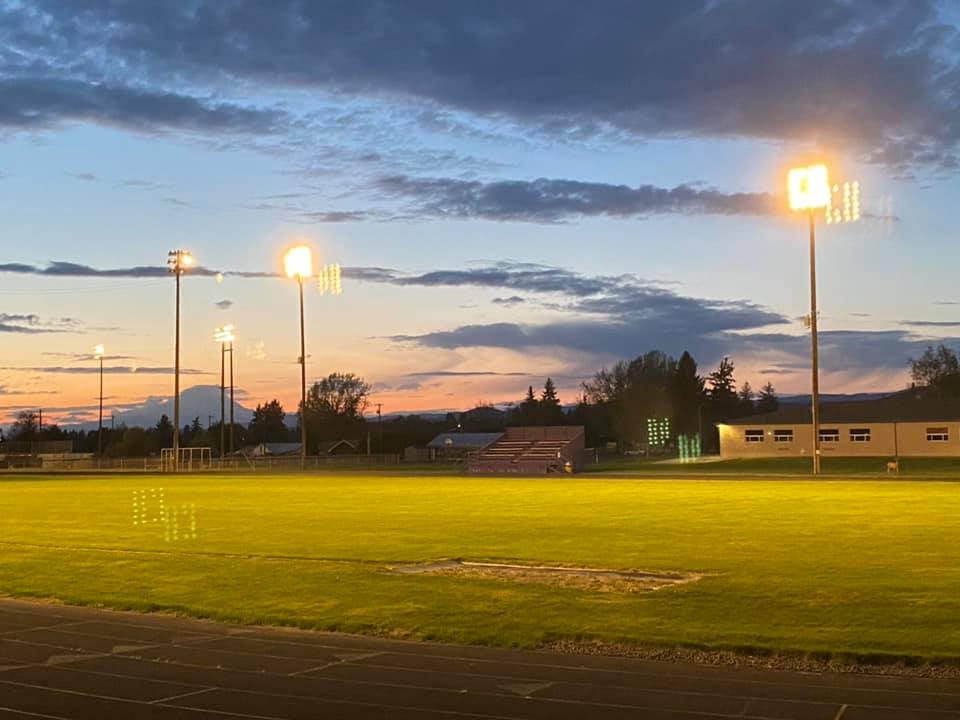 Goldendale Timerberwolves Football tweet media