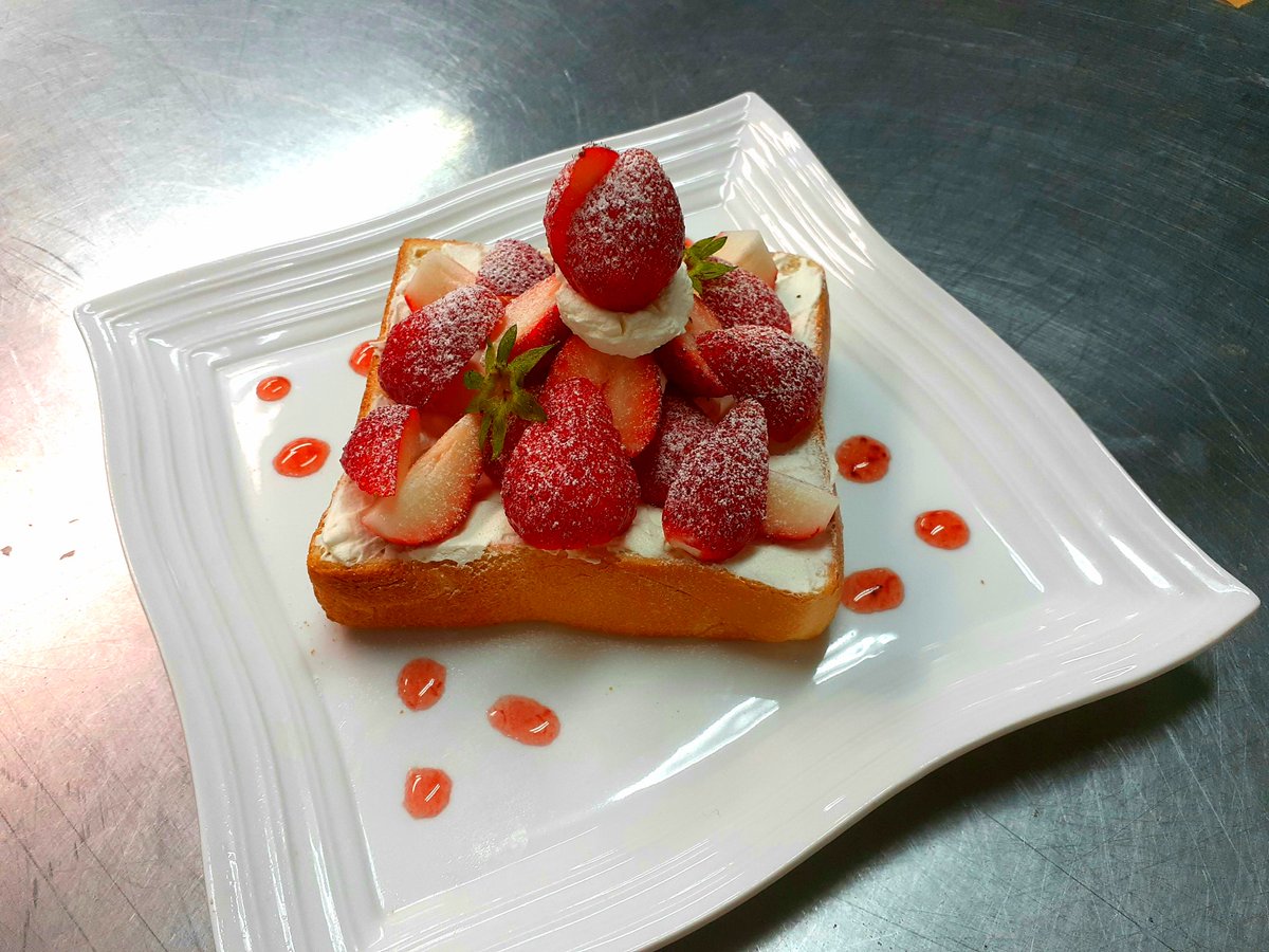 いちごトースト いちごトースト