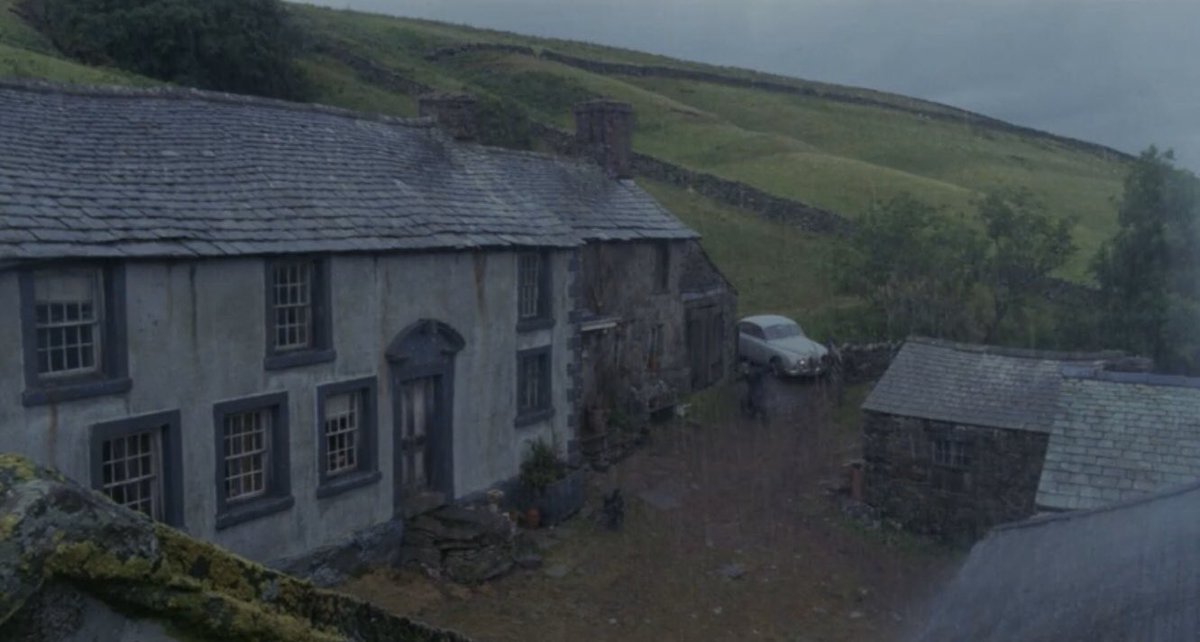 stewardtokyo's tweet image. #ArchitectureMoveChallenge

Day 2. Favorite country house

Withnail &amp;amp; I (1987)