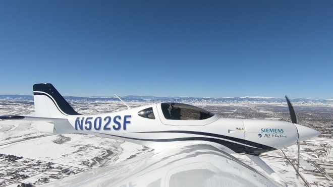 mamacfadyen's tweet photo. Will electric planes work? Sure, if you want to beat traffic on the 405 and fly across town. No problem.

https://t.co/or8CIi7Y2u

#LA #LosAngeles #WestAdams #SantaMonica #WestLA #LARealtor #California #VeniceBeach #Malibu #LAbeaches #AbbotKinney #LAhomes #MarVista 
(Dre# in bio) https://t.co/dusC7GIMNi