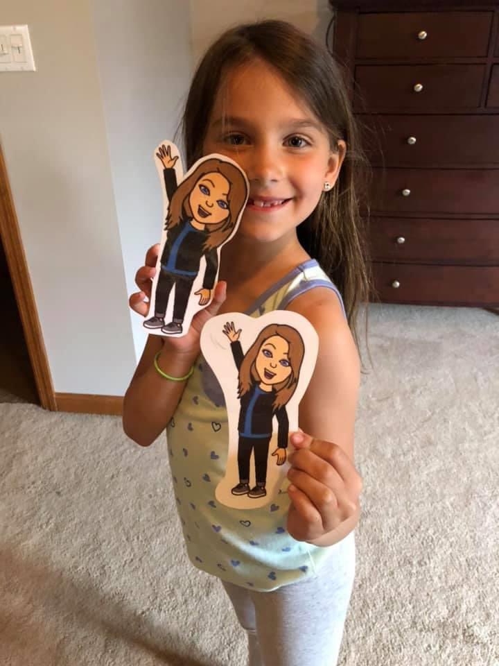 ToniECarroll12's tweet photo. #flatcarroll had a busy day with Cece! School work π₯, playtime, and napping with the pup π΄πΆ - then I was lost, remade, and found again -so now Iβm twins π―ββοΈπ€£ best of all I got to see what the tooth fairy π§ββοΈ left π°!#flatteacher @JoeWalkerES #Mc3G https://t.co/8euinordfi
