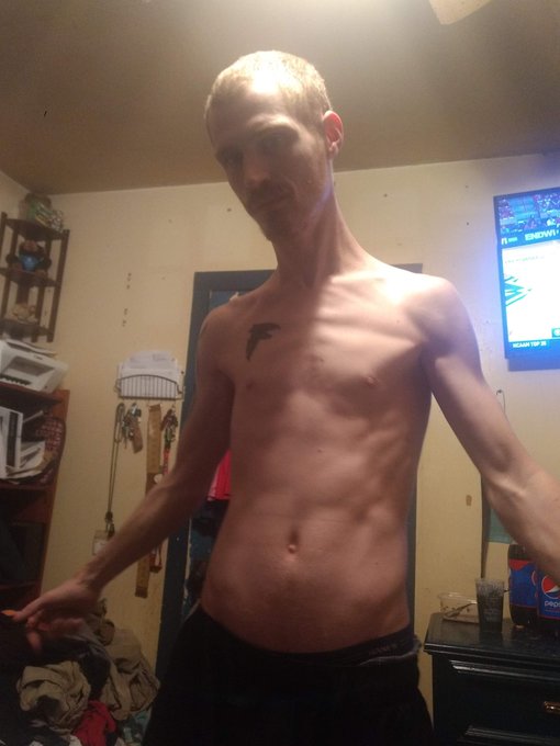 im ready to fuck https://t.co/0JxSNQUELb https://t.co/v3ObesXHb1