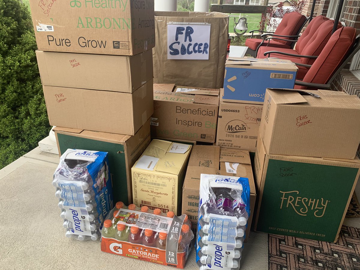 FR Soccer Families donate to help non-profit Pittsburgh Soccer In the Community with their toy &amp; food drive. Donations will go to help members who have been affected by the COVID-19 pandemic due to significant loss of family income. Thank you FR! <a href="/FRPantherSports/">FR Panther Sports</a> <a href="/pghsoccernow/">Pittsburgh Soccer Now</a>