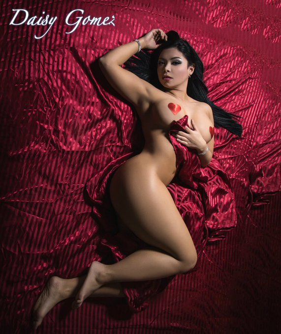 🌸Daisy Gomez🌸 - Come visit my new OnlyFans I just posted new exclusive content https://t.co/RBFWgRkWk1 https://t.co/lZztY9pIjM