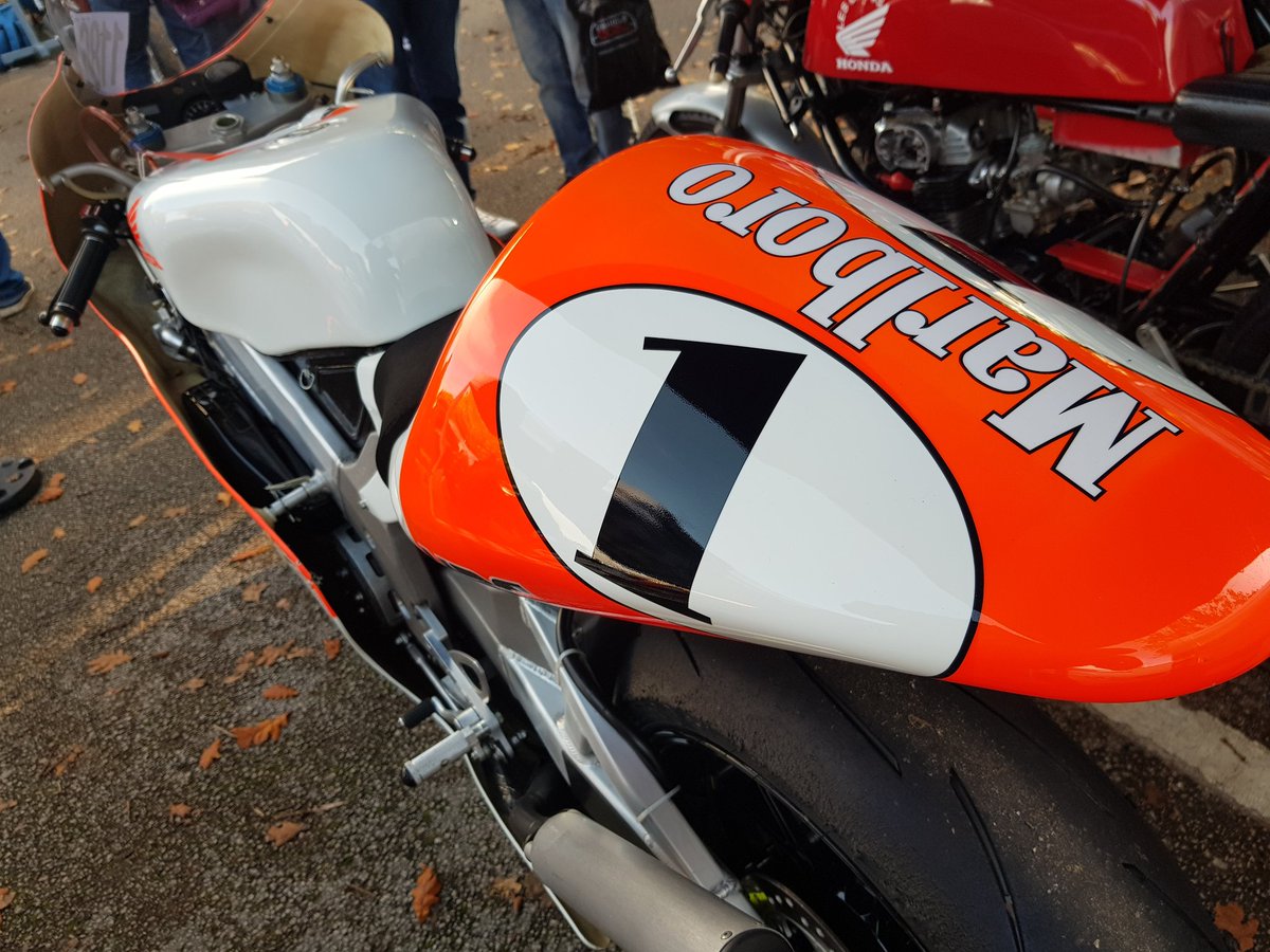 Moto2T / NSR500 and YZR500 replicas tweet media