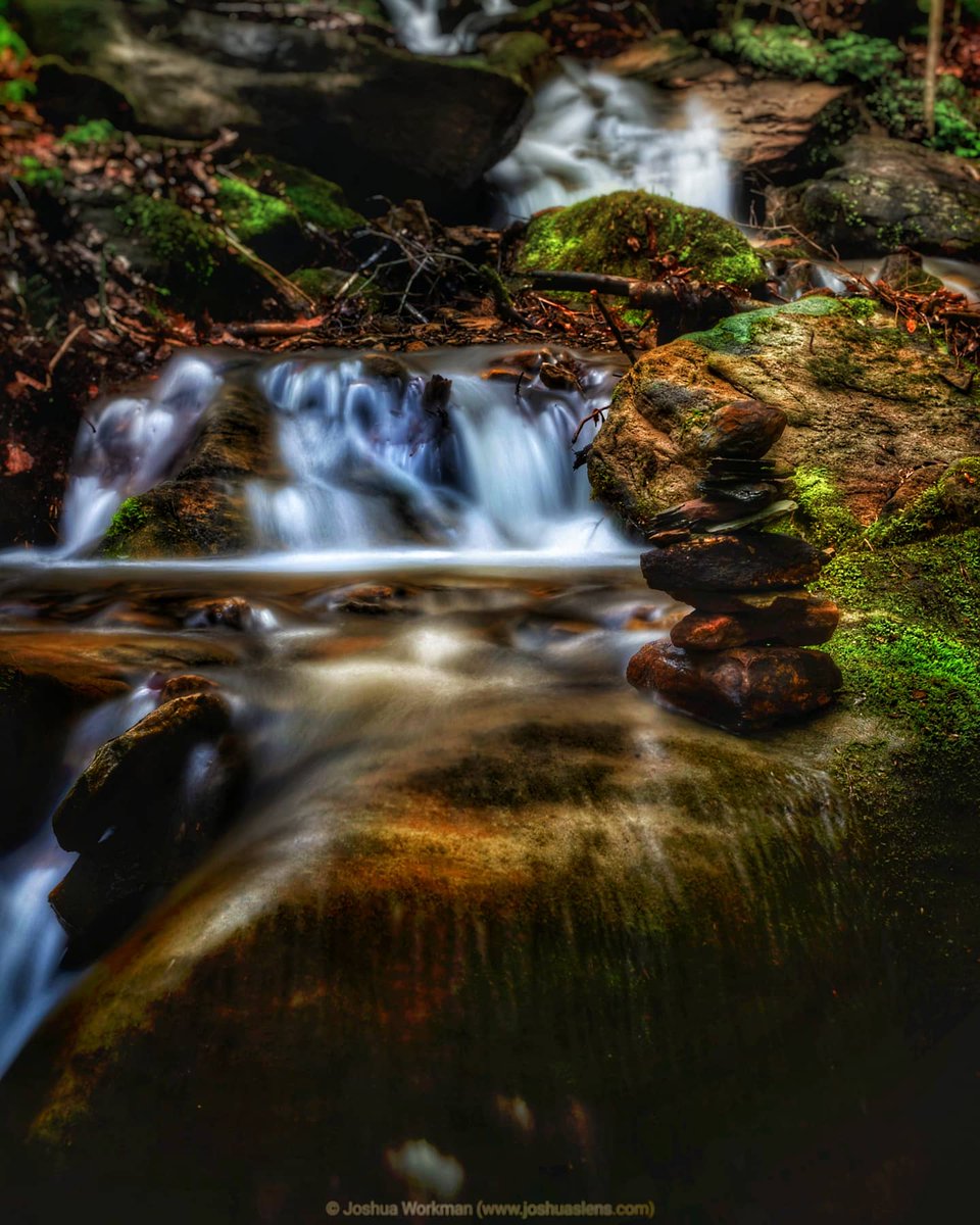 JRWPhotographer's tweet photo. #waterfalls #ohioodnr #ohio #ohiophotography #ohiophotographer #ohioisbeautiful #naturalohio #myohioadventure #ohiofinditthere #ohioexplored #onlyinohio #letsroamohio #inspiredbyohio #hikeohio #roamohio #ohionature #discoverohio #ohiopw #bestofthebuckeyestate #canon #stones https://t.co/t98JHS9qkr