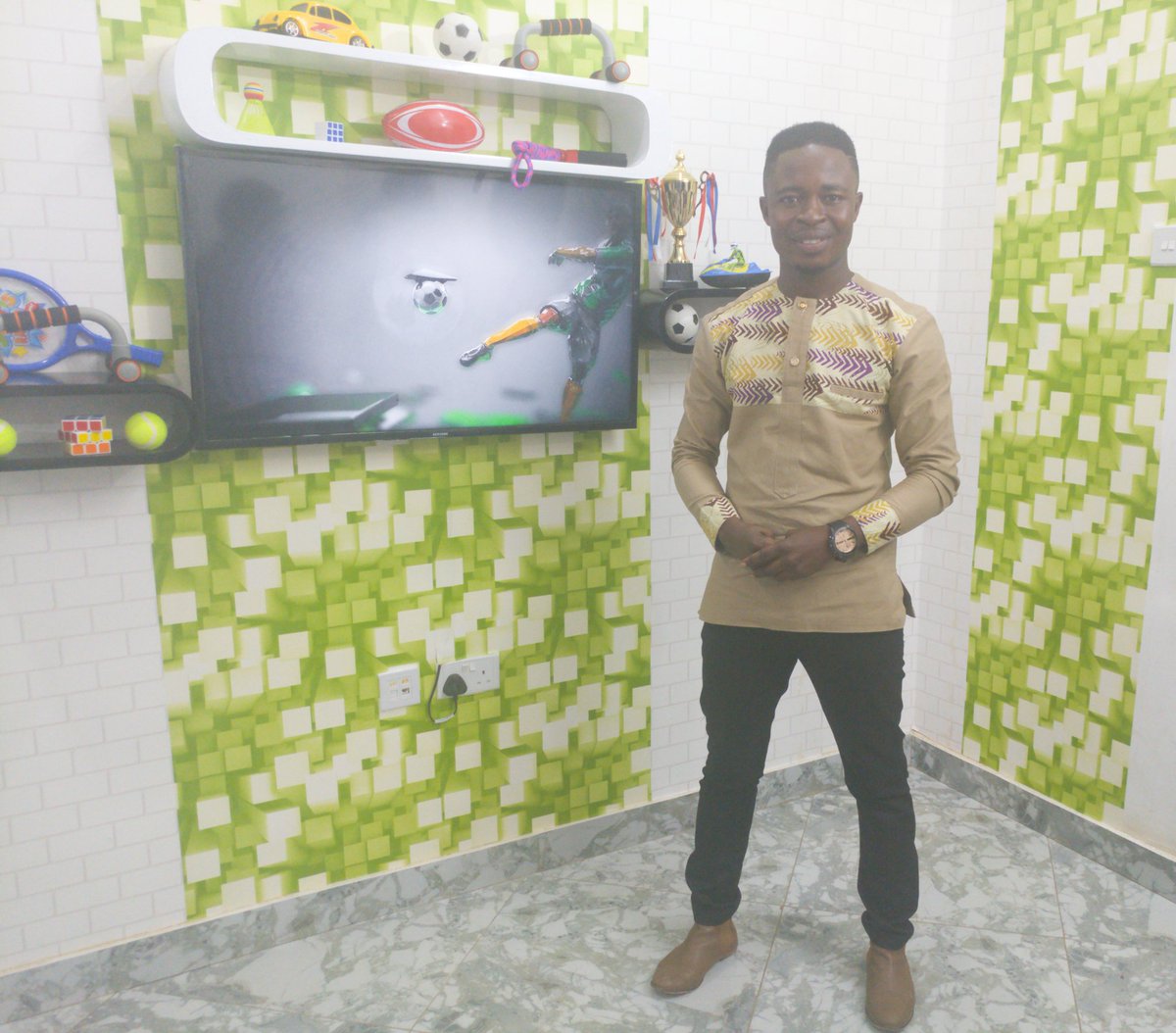 AlajoClub's tweet photo. Our founder Mohammed Odoi will be on DJTV thi morning @ 10:30 Am
#WeStriveToBringOutTheBest
#IAmNayas
#DjTvSports https://t.co/B3PHccBxpw