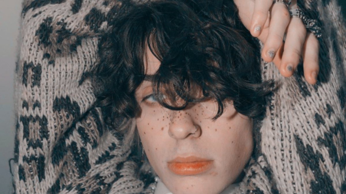 ───────────  ⿻ ━━━━━━━━━━━

                ❪  𝐽𝑢𝑙𝑖𝑎𝑛 𝐶. 𝐵𝑒𝑛𝑛𝑒𝑡  ❫ ˊˎ˗

  ◜━ 𝙾𝚗𝚌𝚎 𝚞𝚙𝚘𝚗 𝚊 𝚝𝚒𝚖𝚎, 𝚒𝚗 𝚊 𝚍𝚒𝚜𝚝𝚊𝚗𝚝, 𝚍𝚒𝚜𝚝𝚊𝚗𝚝 𝚠𝚘𝚛𝚕𝚍 𝚝𝚑𝚎𝚛𝚎 𝚠𝚊𝚜 𝚖𝚊𝚐𝚒𝚌. 𝙾𝚛 𝚗𝚘𝚝 𝚜𝚘 𝚏𝚊𝚛 𝚊𝚠𝚊𝚢.◝