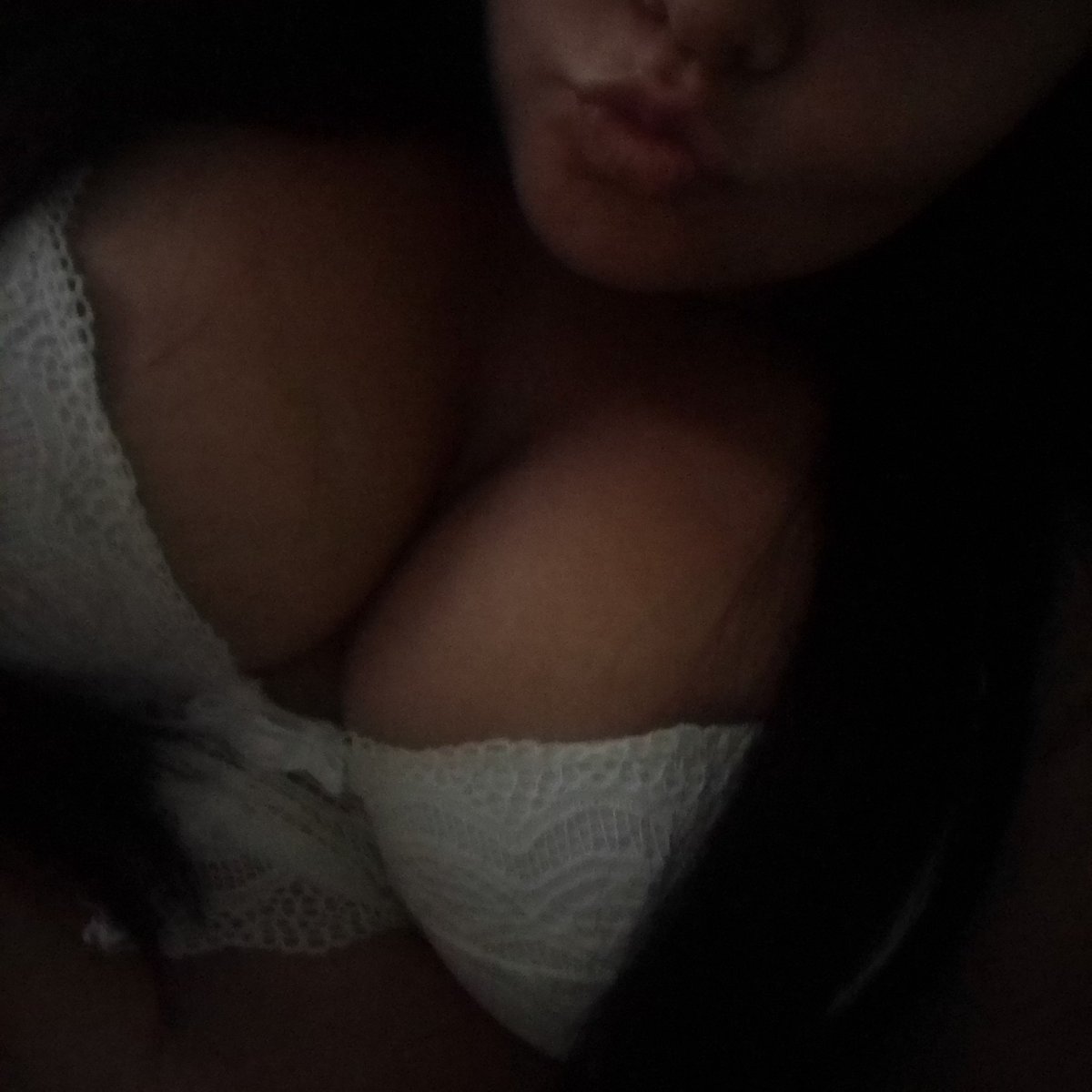 Anagirlfriend1's tweet photo. Delícia BB

@AndarilhoGPGUIA 

Prazer Ana Ricci
🔥🥰😘🖤
#babygirl #acomp #babeporn https://t.co/gerv70swz6