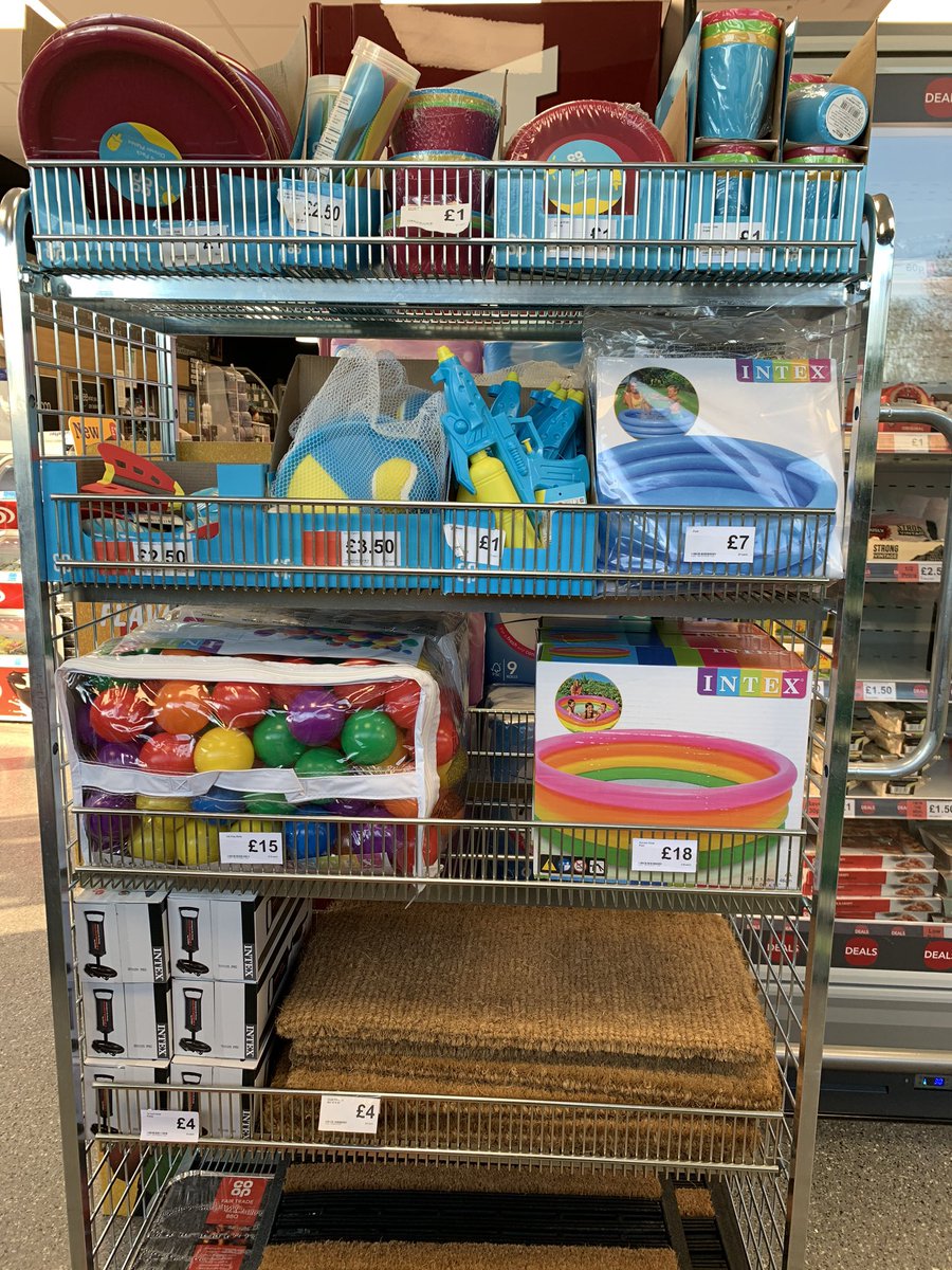 eejsmith76's tweet photo. Summer ready at Renishaw are you? @mycoopfood @GlidewellGavin @ClaireKoziol @PaulalanDennis @Dan1979Gee #west8 https://t.co/a8L082FHCM