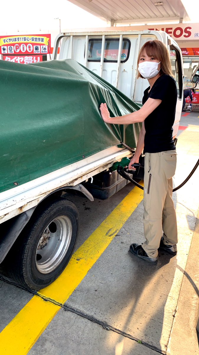 おっちゃん Twitterでよく見かけるやつ トラックじゃ加工しても映えない 車好き女子 車好きと繋がりたい