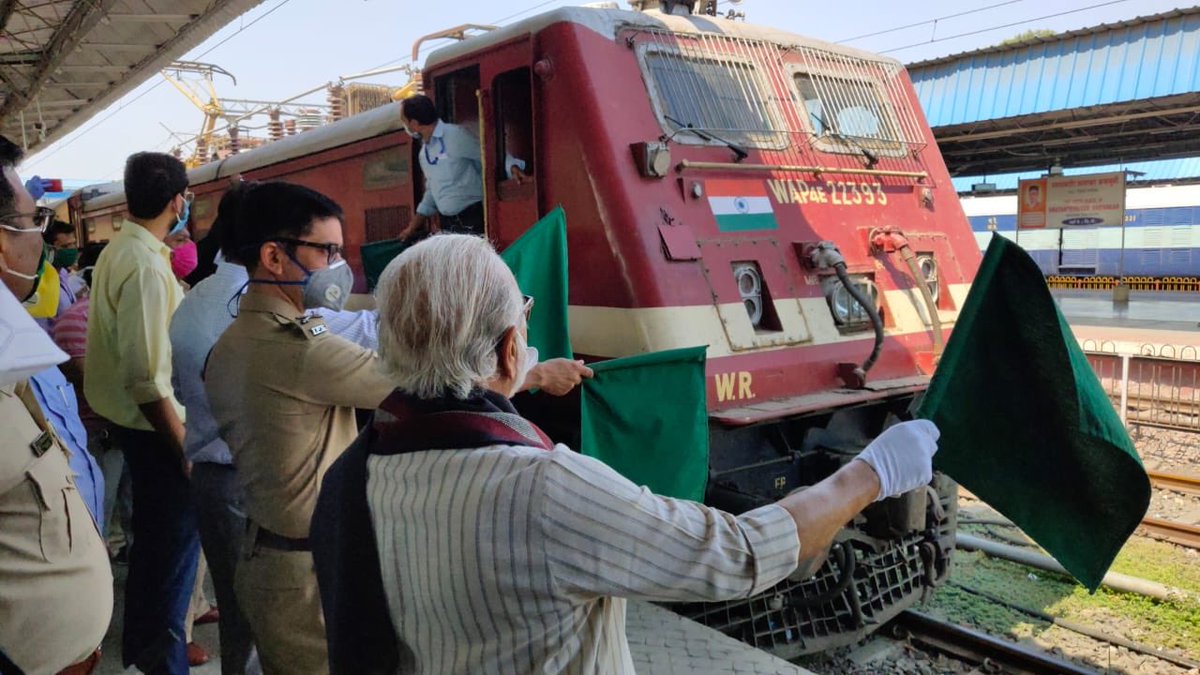 We could successfully send second train to Lucknow with 847 migrant labourers of UP today at 11 am from Nashik road railway station. We kept effective deployment and ensured adherence to social distancing. Thank you one and all who supported this initiative.