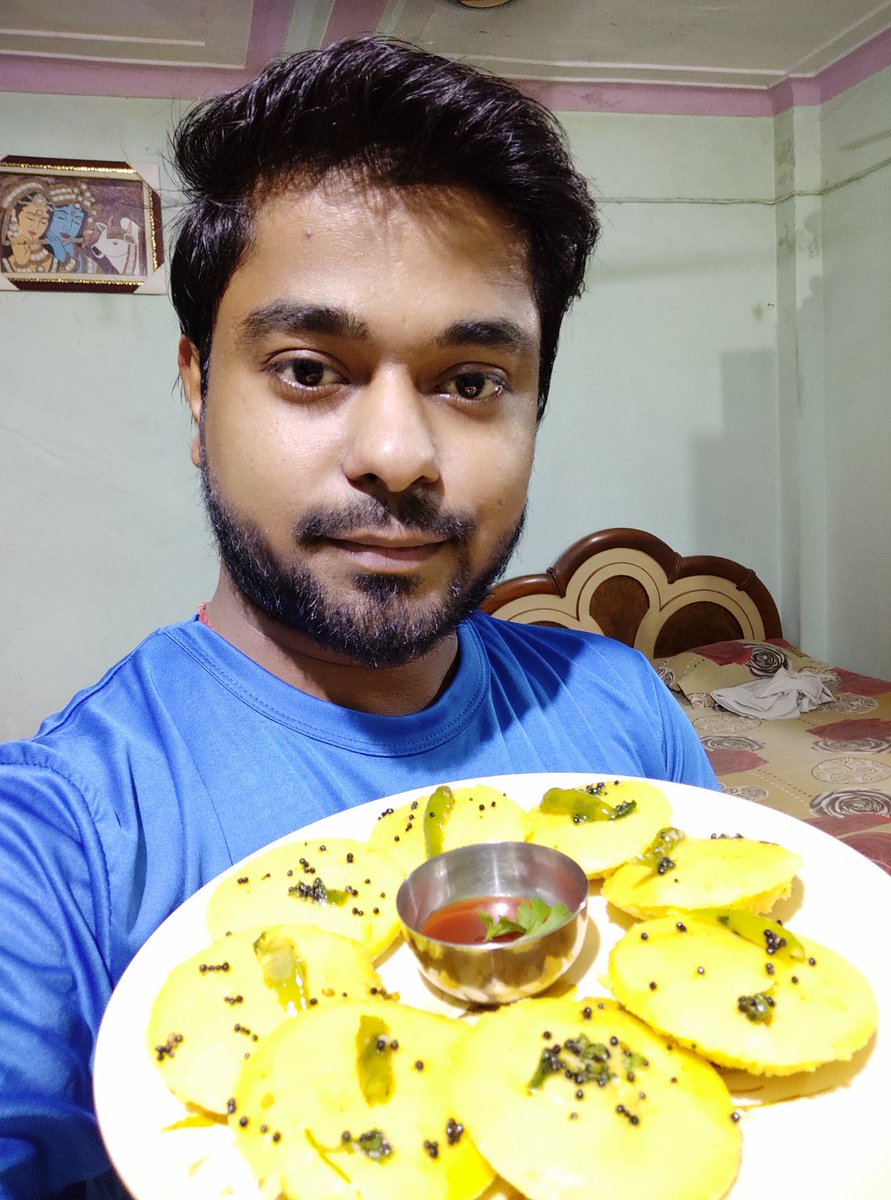 Nitish_nix's tweet photo. @tgi_hotels Dhokla 😋😋
#ContestAlert #MothersDay #LockdownLove #MadeforMom
#StaySafeStayHome #TGIContests https://t.co/VKrObIVwb8