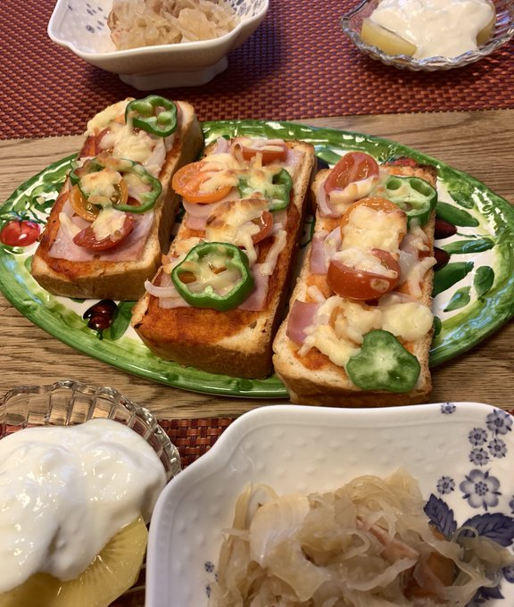 ピザトーストのtwitterイラスト検索結果