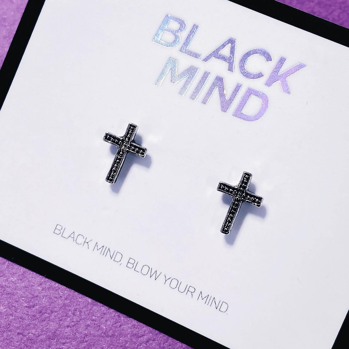 심플 포인트 피어싱💜 

シンプルなポイントピアス💜 

simple point piercing💜

🇰🇷/KRW👉🏻 bit.ly/3bCQQ67
🌐/USD👉🏻 bit.ly/2yHEnzH
🇯🇵/JPY👉🏻 bit.ly/3cMiLkh